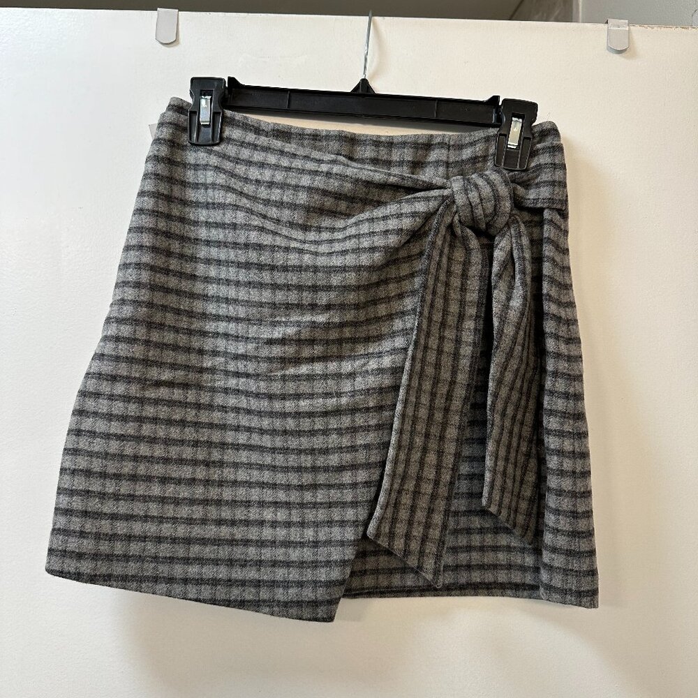 NWT Aritzia Wilfred Front-Wrap Wool Skirt - Size 4